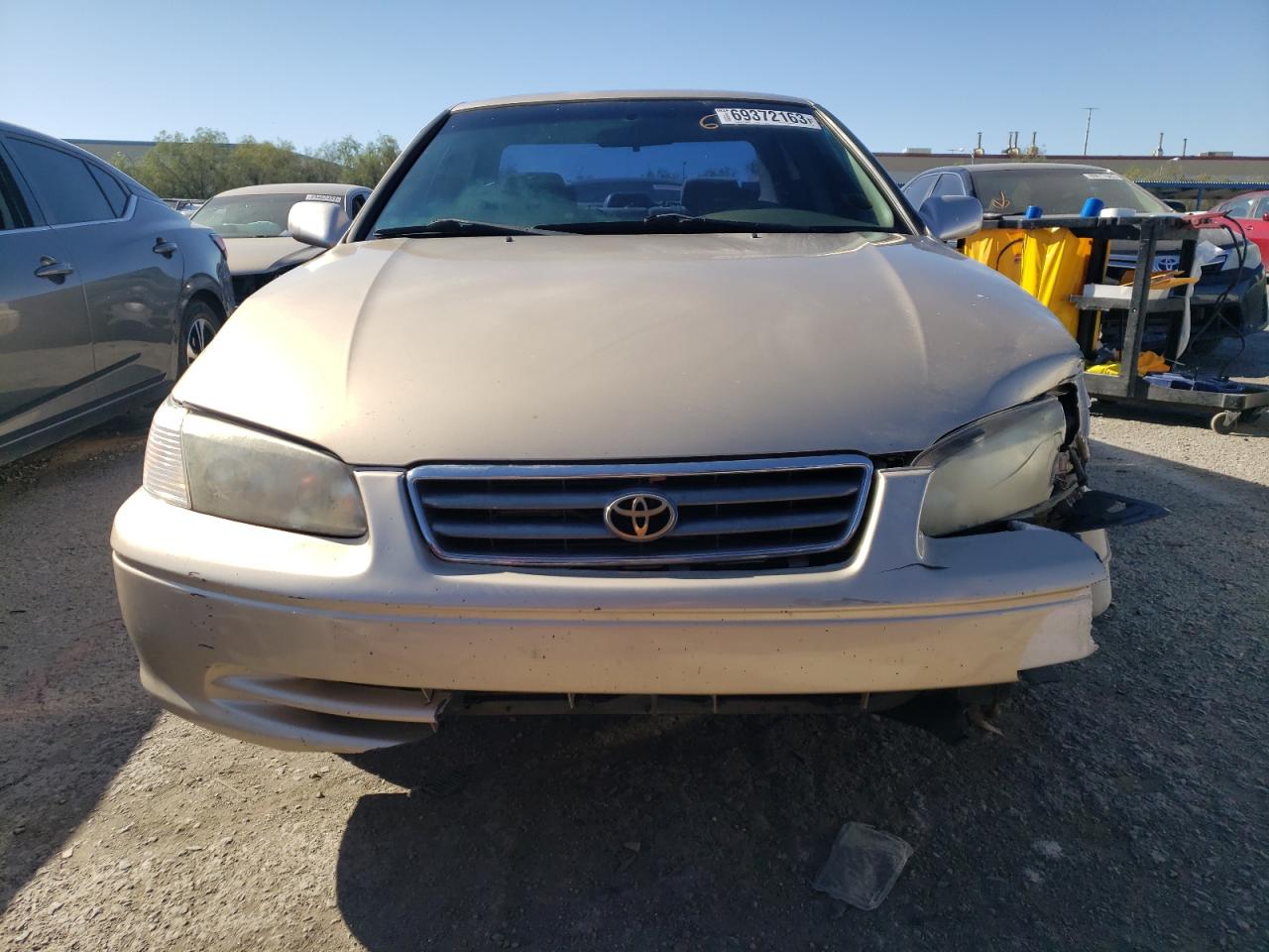 Photo 4 VIN: JT2BF28K9Y0259695 - TOYOTA CAMRY 