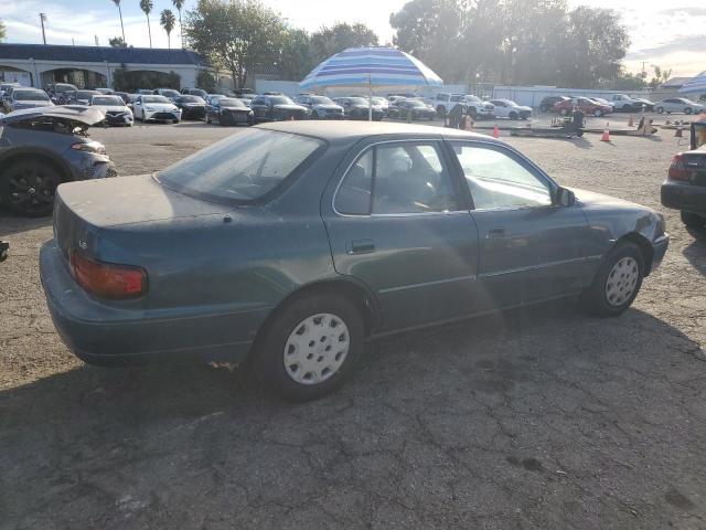 Photo 2 VIN: JT2BG12K0T0341601 - TOYOTA CAMRY DX 