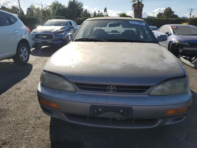 Photo 4 VIN: JT2BG12K0T0384657 - TOYOTA CAMRY DX 