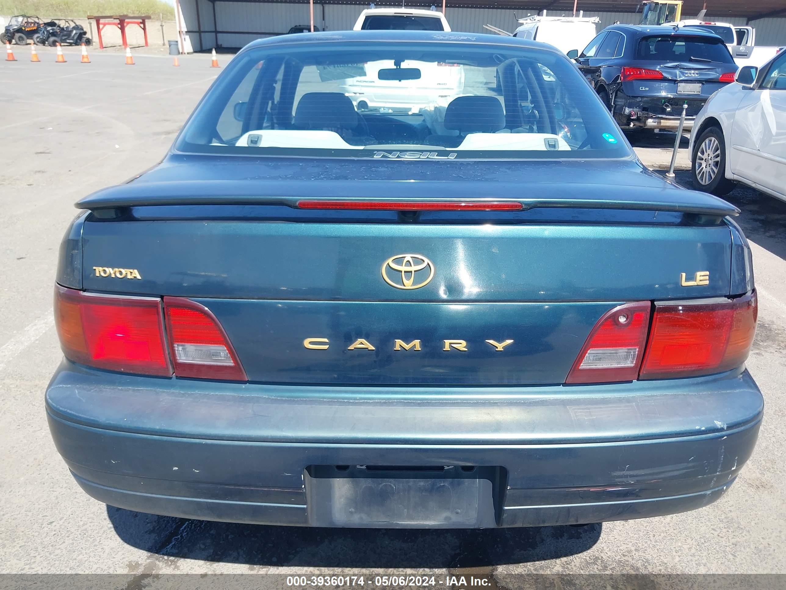 Photo 15 VIN: JT2BG12K1T0399779 - TOYOTA CAMRY 