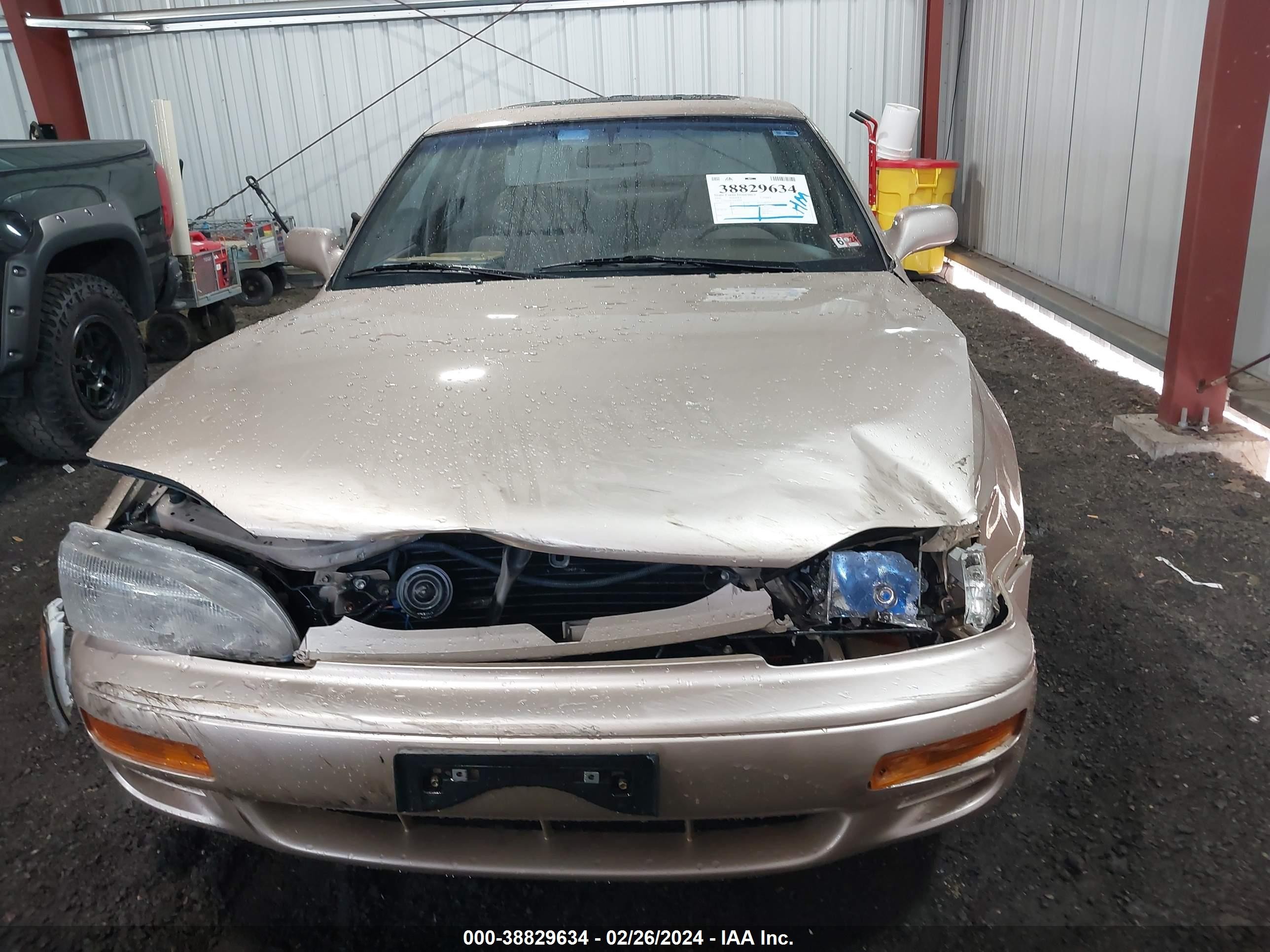 Photo 11 VIN: JT2BG12K3T0408448 - TOYOTA CAMRY 