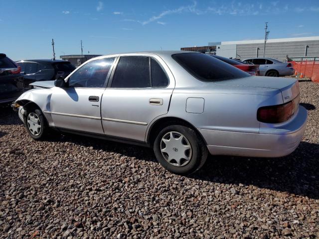 Photo 1 VIN: JT2BG12K4T0394625 - TOYOTA CAMRY 