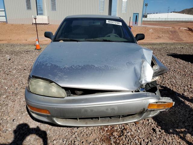 Photo 4 VIN: JT2BG12K4T0394625 - TOYOTA CAMRY 