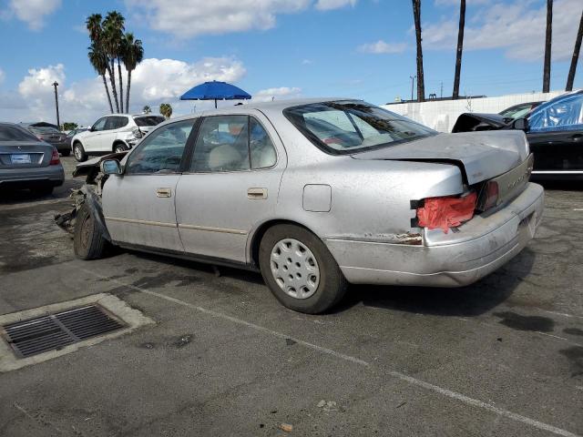 Photo 1 VIN: JT2BG12K6T0374621 - TOYOTA CAMRY 