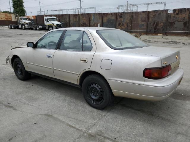 Photo 1 VIN: JT2BG12K7T0394442 - TOYOTA CAMRY DX 