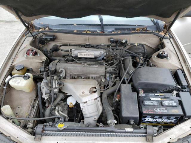 Photo 10 VIN: JT2BG12K7T0394442 - TOYOTA CAMRY DX 