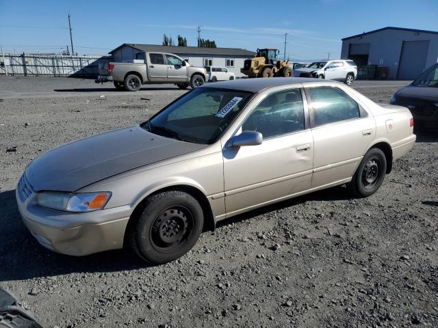 Photo 0 VIN: JT2BG22K0V0080639 - TOYOTA CAMRY LE 