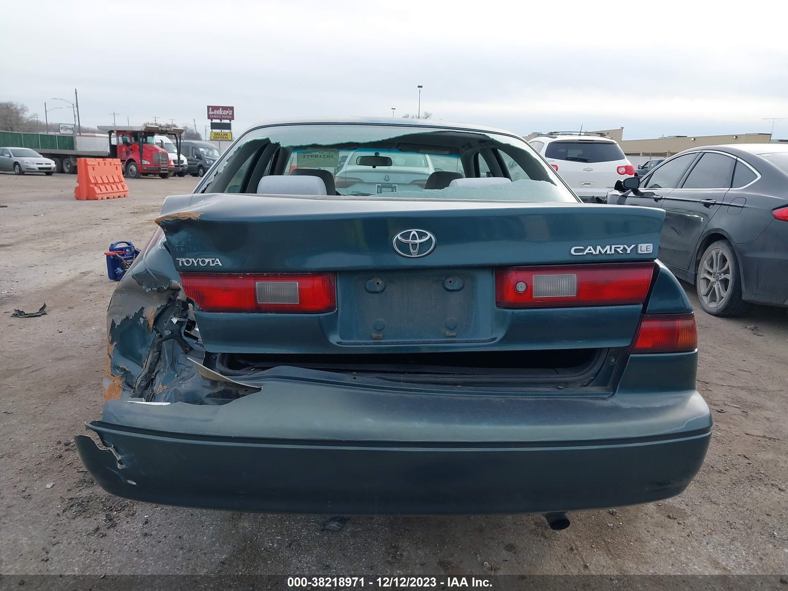 Photo 15 VIN: JT2BG22K0W0139416 - TOYOTA CAMRY 