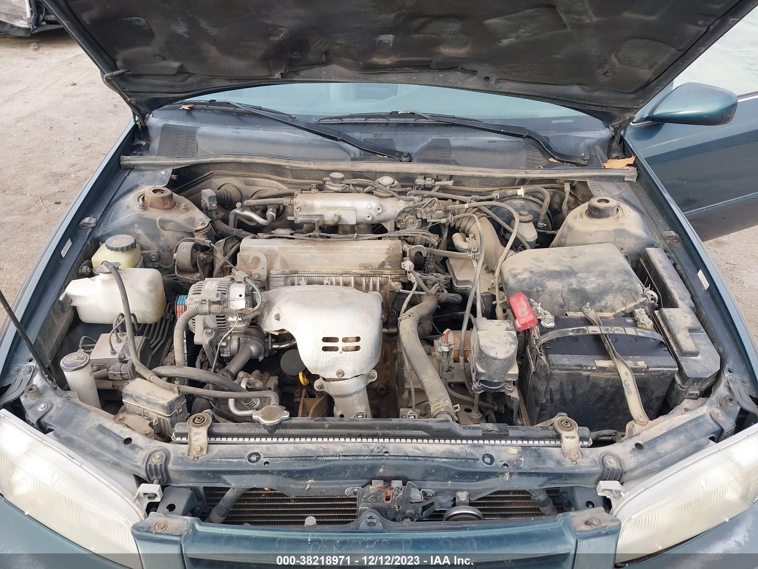 Photo 9 VIN: JT2BG22K0W0139416 - TOYOTA CAMRY 