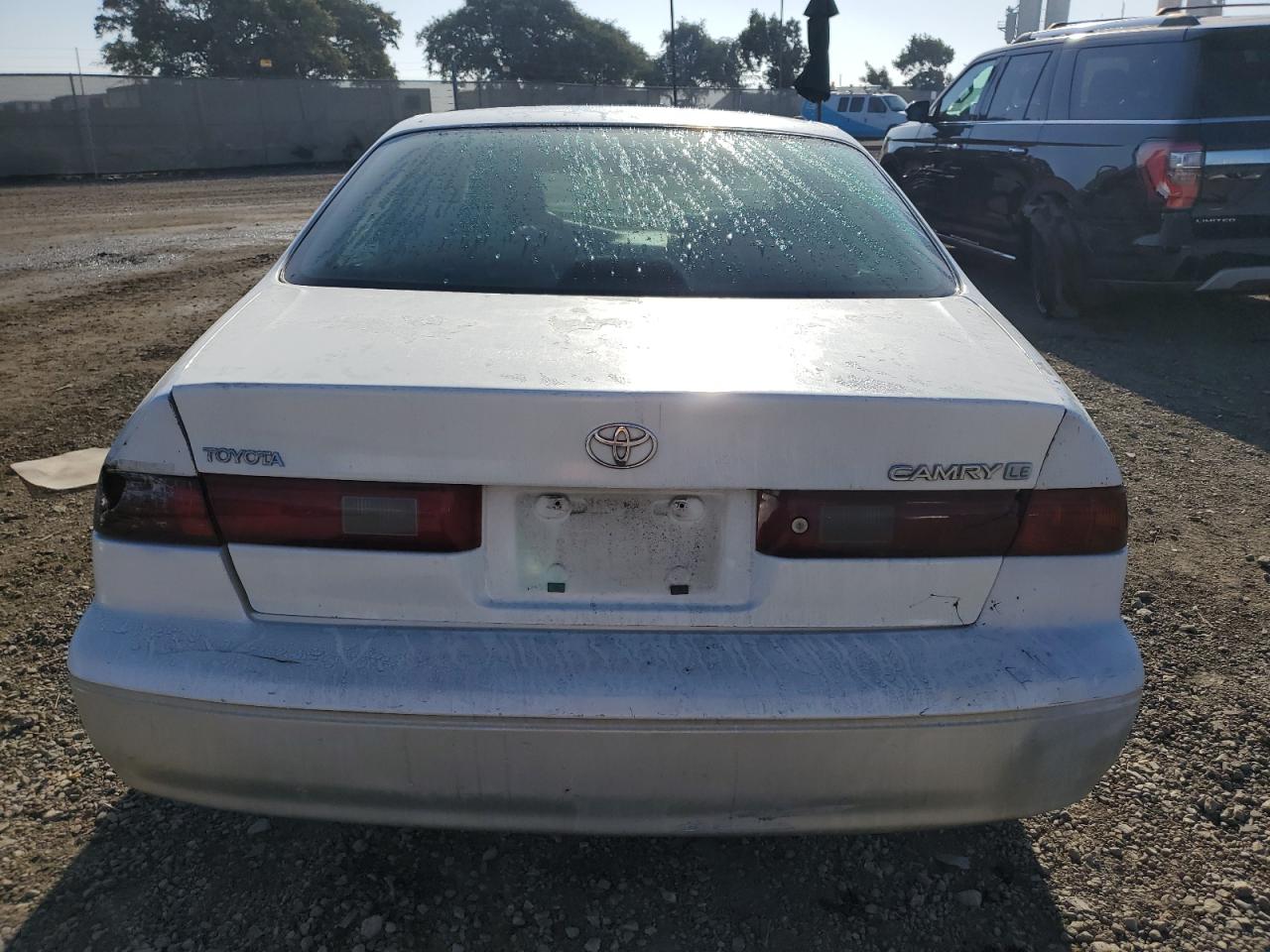 Photo 5 VIN: JT2BG22K0X0361553 - TOYOTA CAMRY 