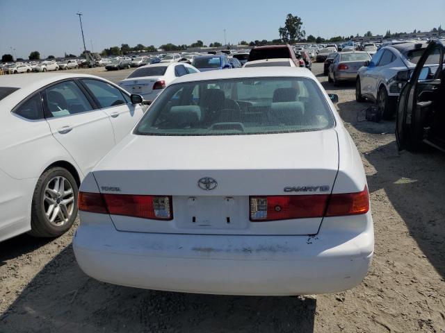 Photo 5 VIN: JT2BG22K0Y0415130 - TOYOTA CAMRY CE 