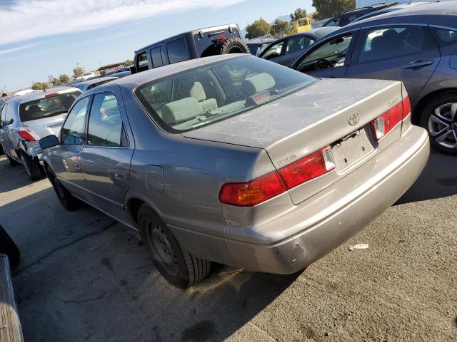 Photo 1 VIN: JT2BG22K0Y0439346 - TOYOTA CAMRY 