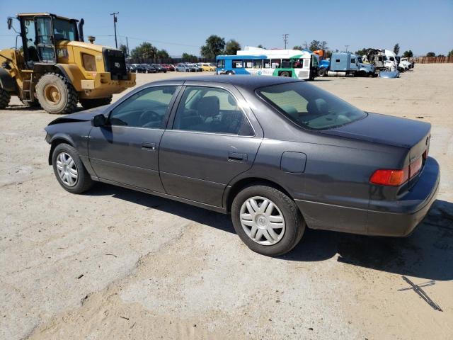 Photo 1 VIN: JT2BG22K0Y0498011 - TOYOTA CAMRY 