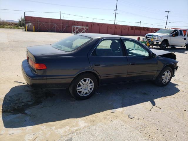 Photo 2 VIN: JT2BG22K0Y0498011 - TOYOTA CAMRY 