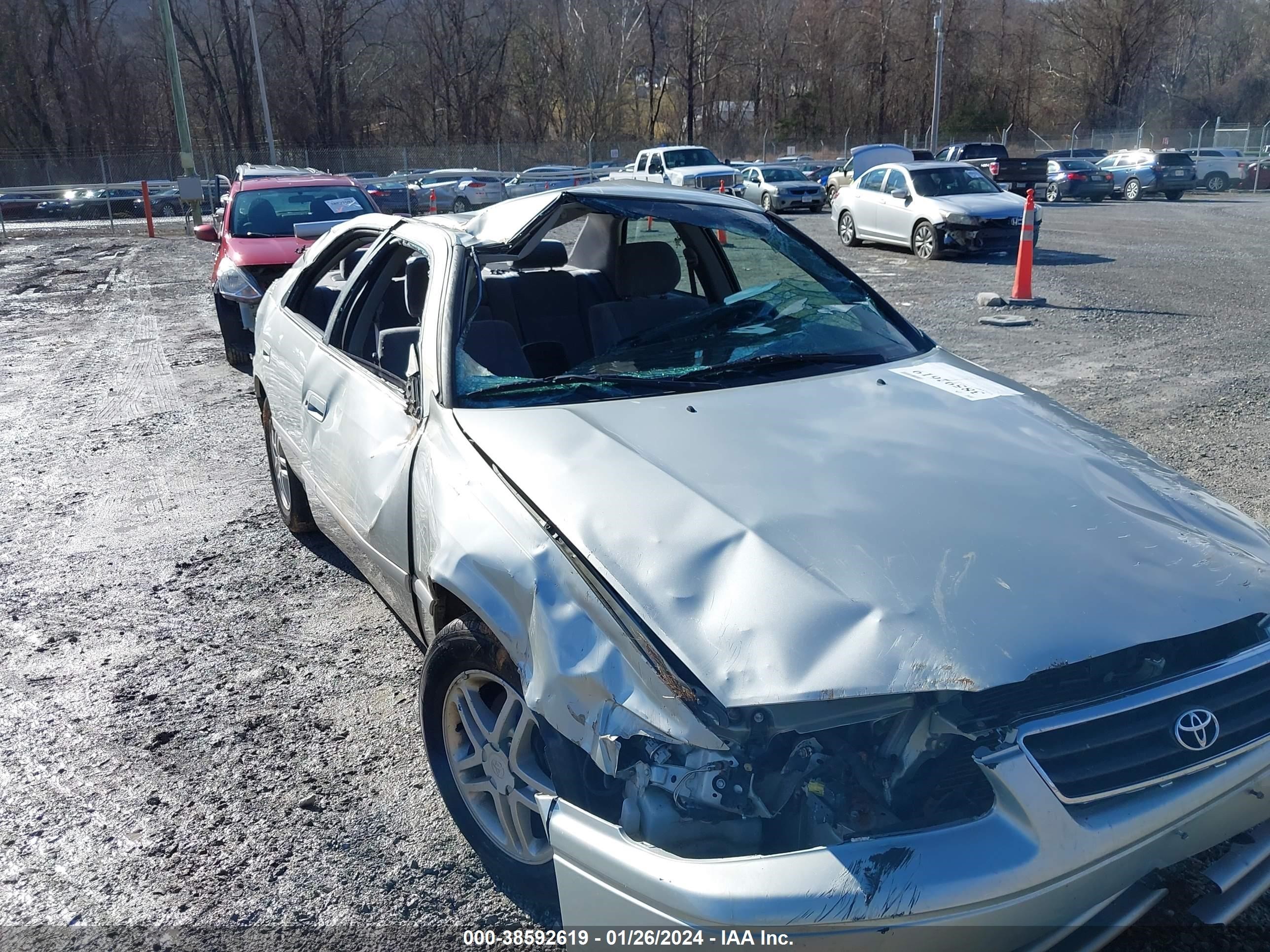 Photo 5 VIN: JT2BG22K110595658 - TOYOTA CAMRY 