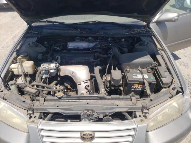 Photo 10 VIN: JT2BG22K1V0006372 - TOYOTA CAMRY LE 