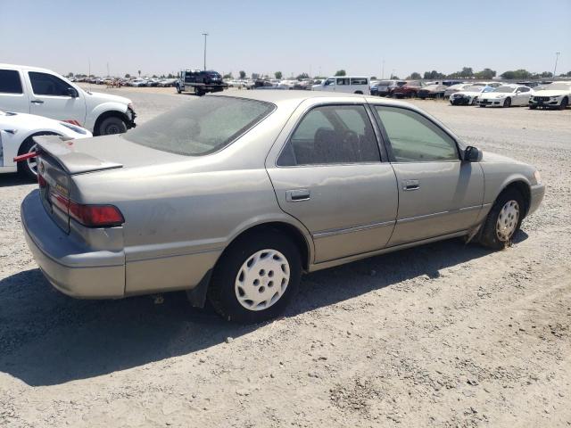 Photo 2 VIN: JT2BG22K1V0006372 - TOYOTA CAMRY LE 