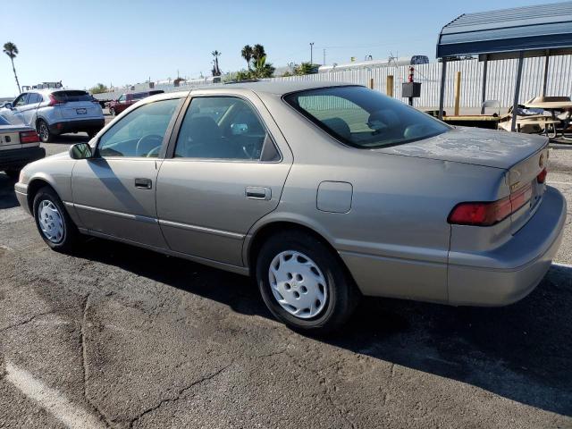 Photo 1 VIN: JT2BG22K1V0046211 - TOYOTA CAMRY LE 