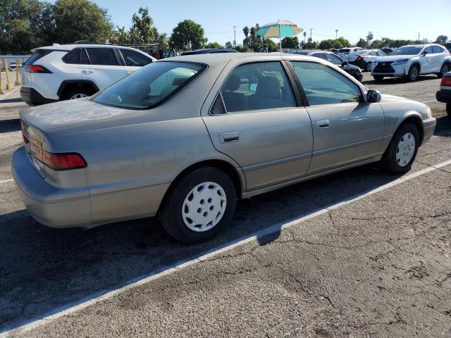 Photo 2 VIN: JT2BG22K1V0046211 - TOYOTA CAMRY LE 