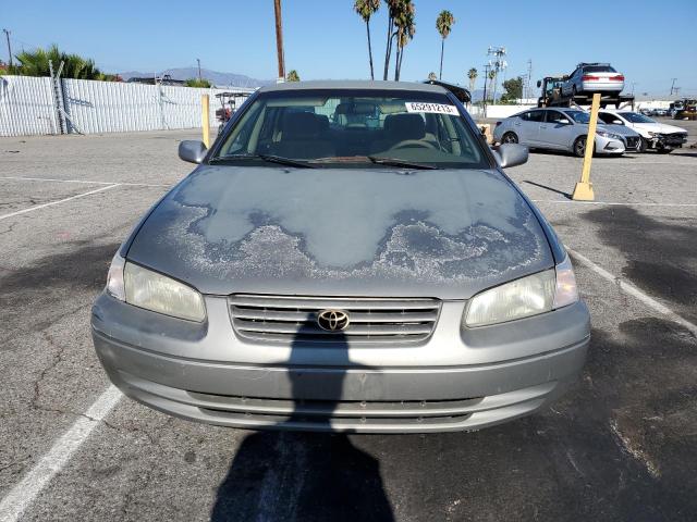 Photo 4 VIN: JT2BG22K1V0046211 - TOYOTA CAMRY LE 