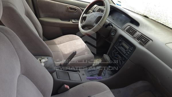 Photo 21 VIN: JT2BG22K1X0375543 - TOYOTA CAMRY 