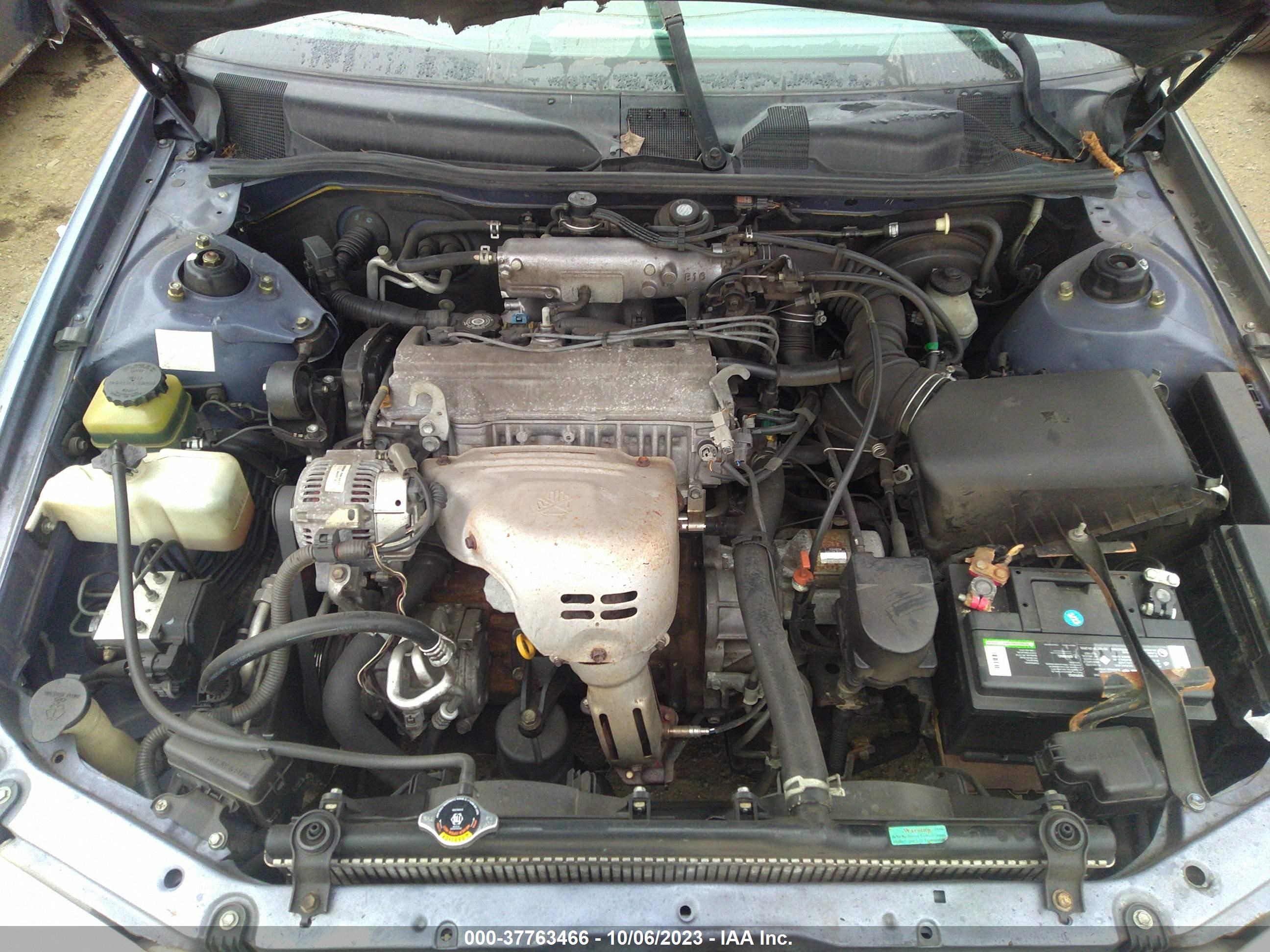 Photo 9 VIN: JT2BG22K1Y0392313 - TOYOTA CAMRY 