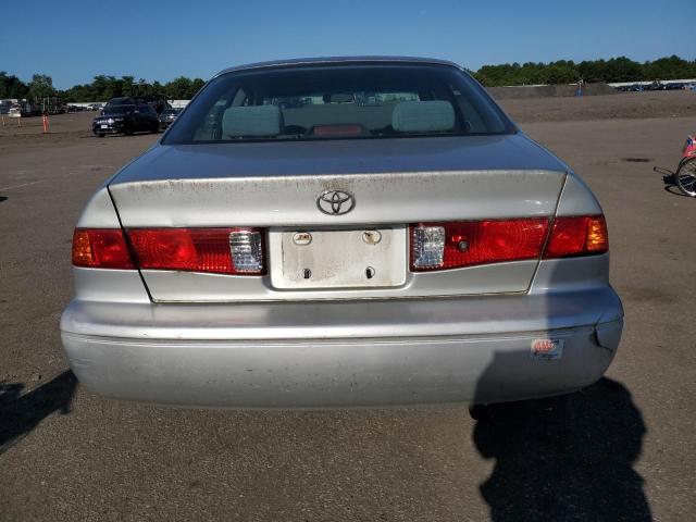 Photo 5 VIN: JT2BG22K1Y0516998 - TOYOTA CAMRY CE 