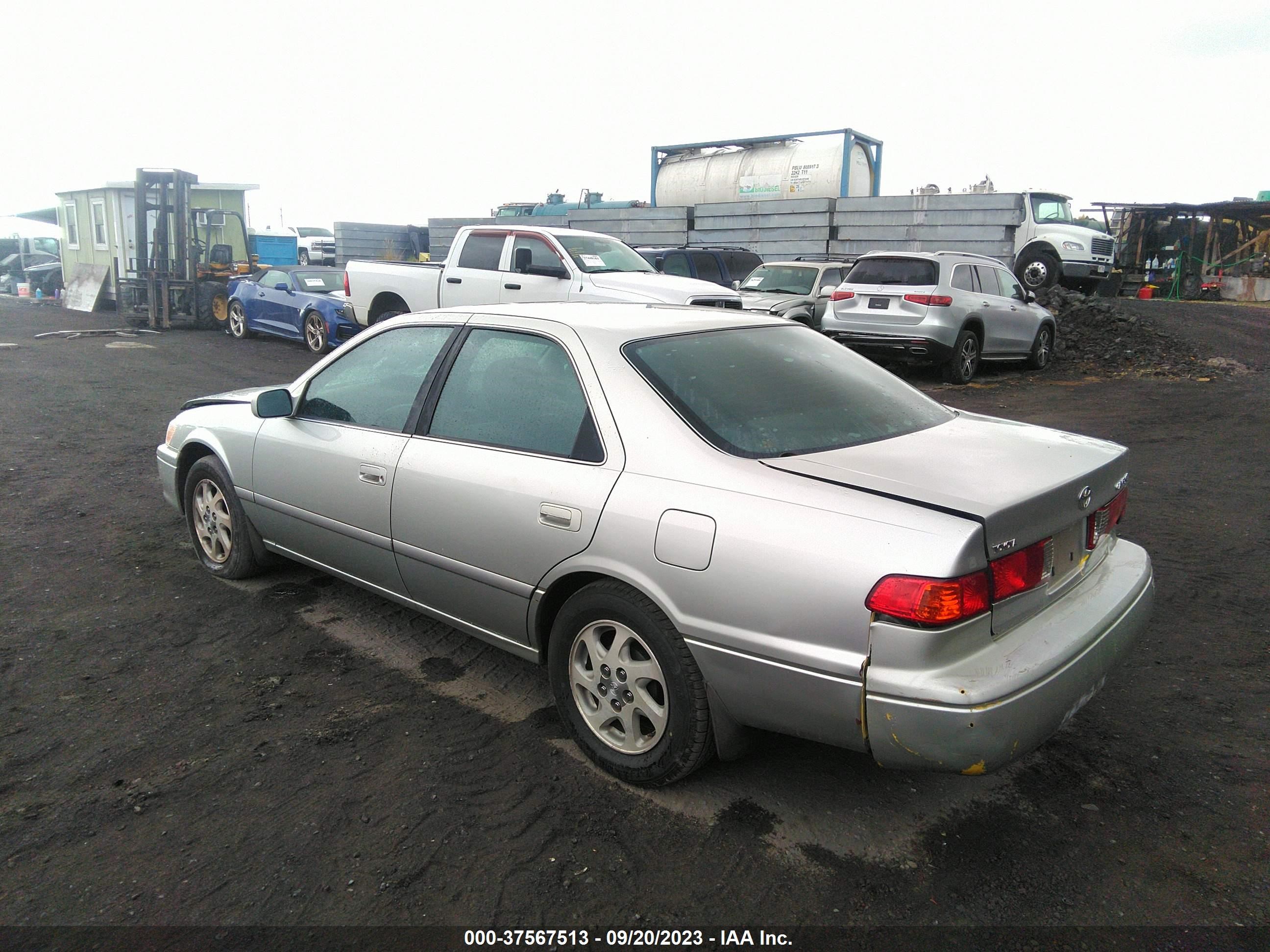 Photo 2 VIN: JT2BG22K210538823 - TOYOTA CAMRY 