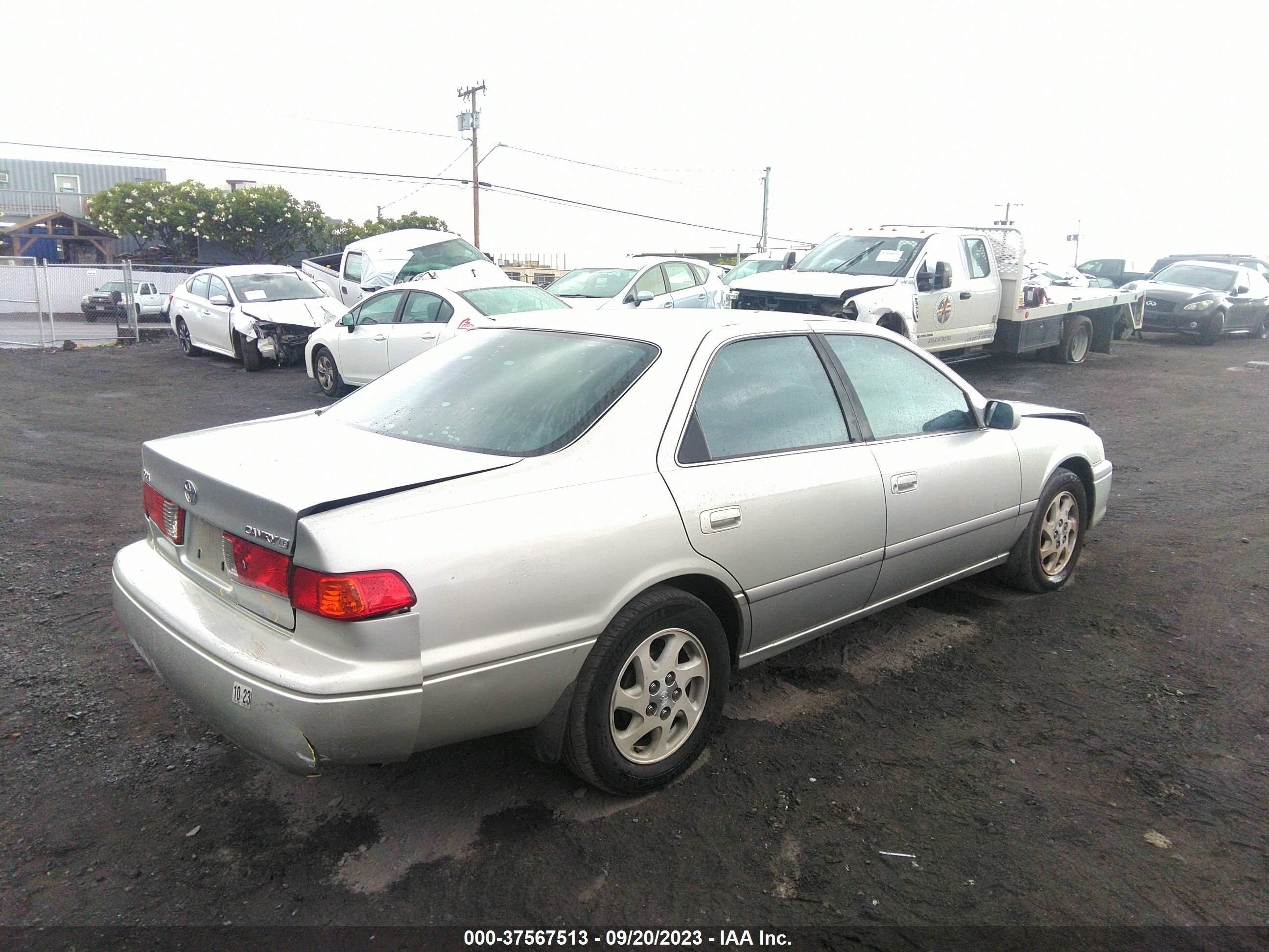 Photo 3 VIN: JT2BG22K210538823 - TOYOTA CAMRY 