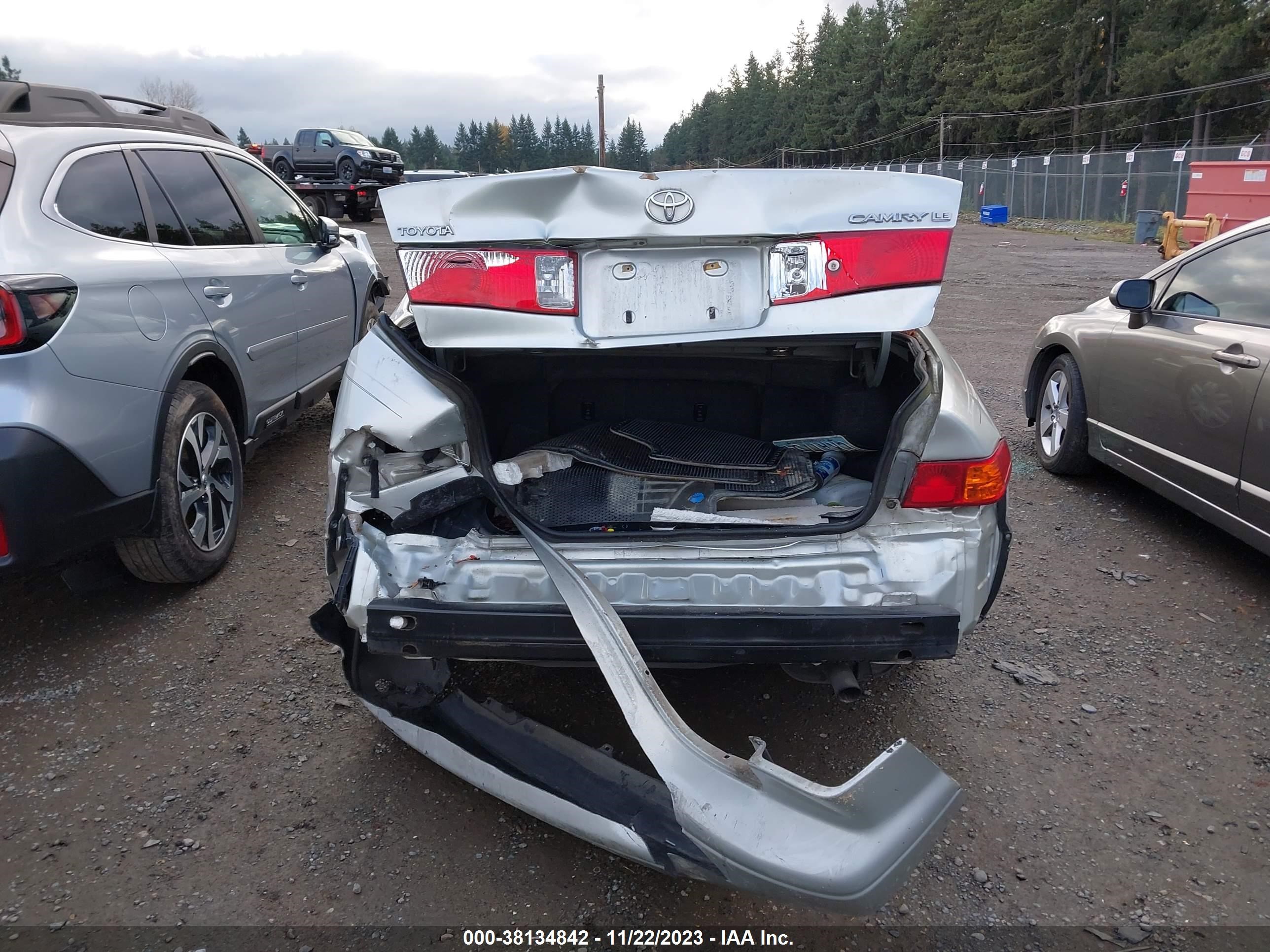 Photo 15 VIN: JT2BG22K210568338 - TOYOTA CAMRY 