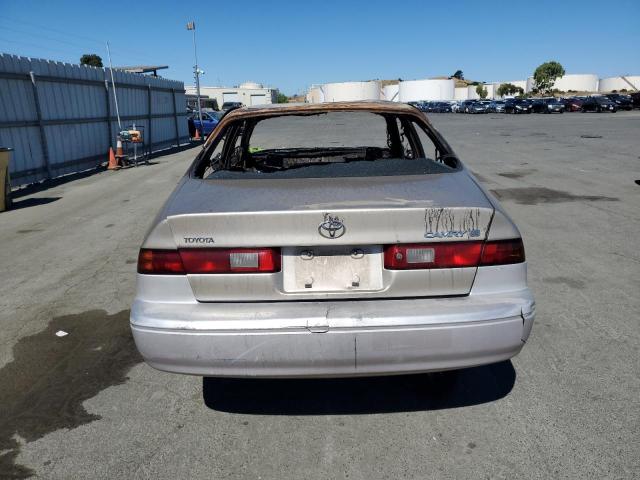 Photo 5 VIN: JT2BG22K2V0067410 - TOYOTA CAMRY 