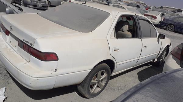 Photo 6 VIN: JT2BG22K2V0075510 - TOYOTA CAMRY 