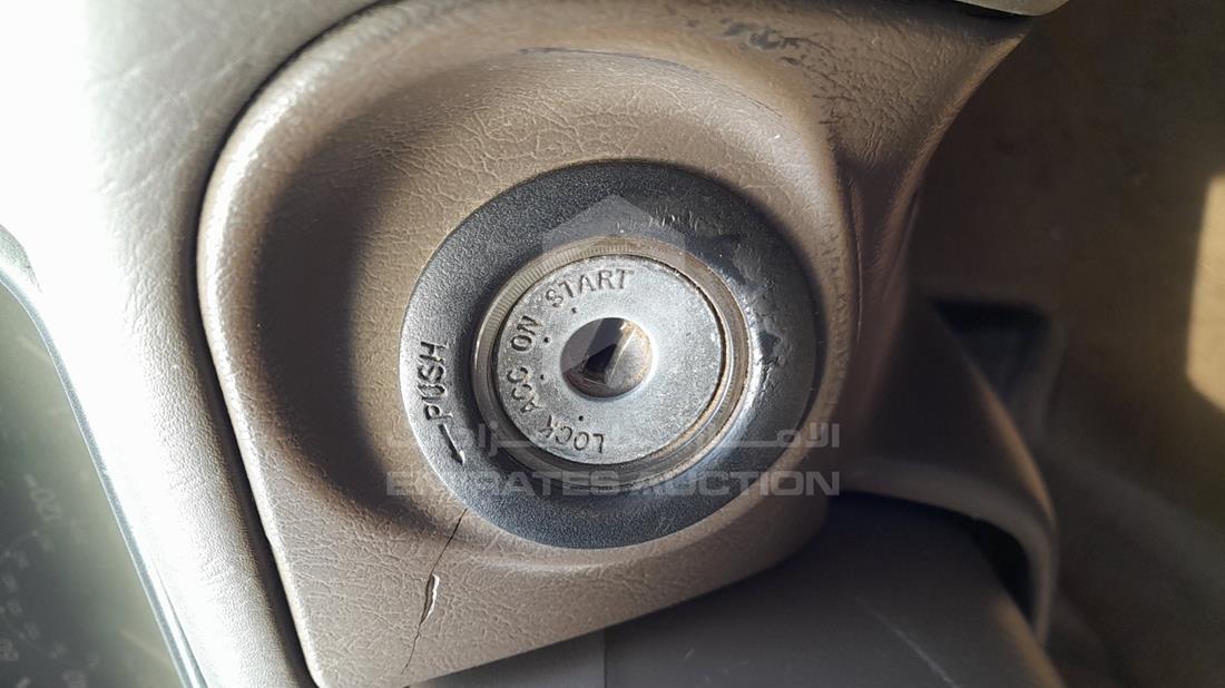 Photo 3 VIN: JT2BG22K2Y0439946 - TOYOTA CAMRY 