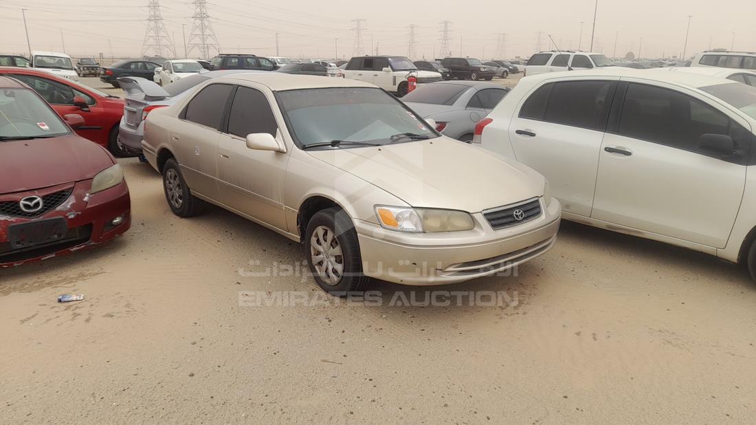 Photo 8 VIN: JT2BG22K2Y0439946 - TOYOTA CAMRY 