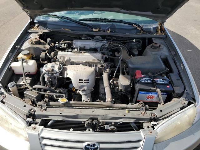 Photo 10 VIN: JT2BG22K3W0185886 - TOYOTA CAMRY 