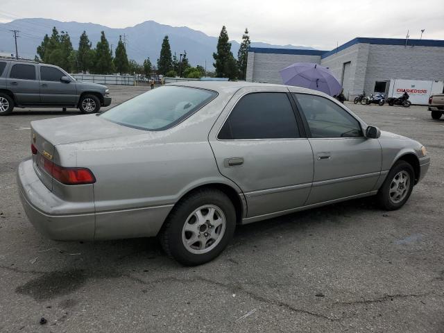 Photo 2 VIN: JT2BG22K3W0206669 - TOYOTA CAMRY 