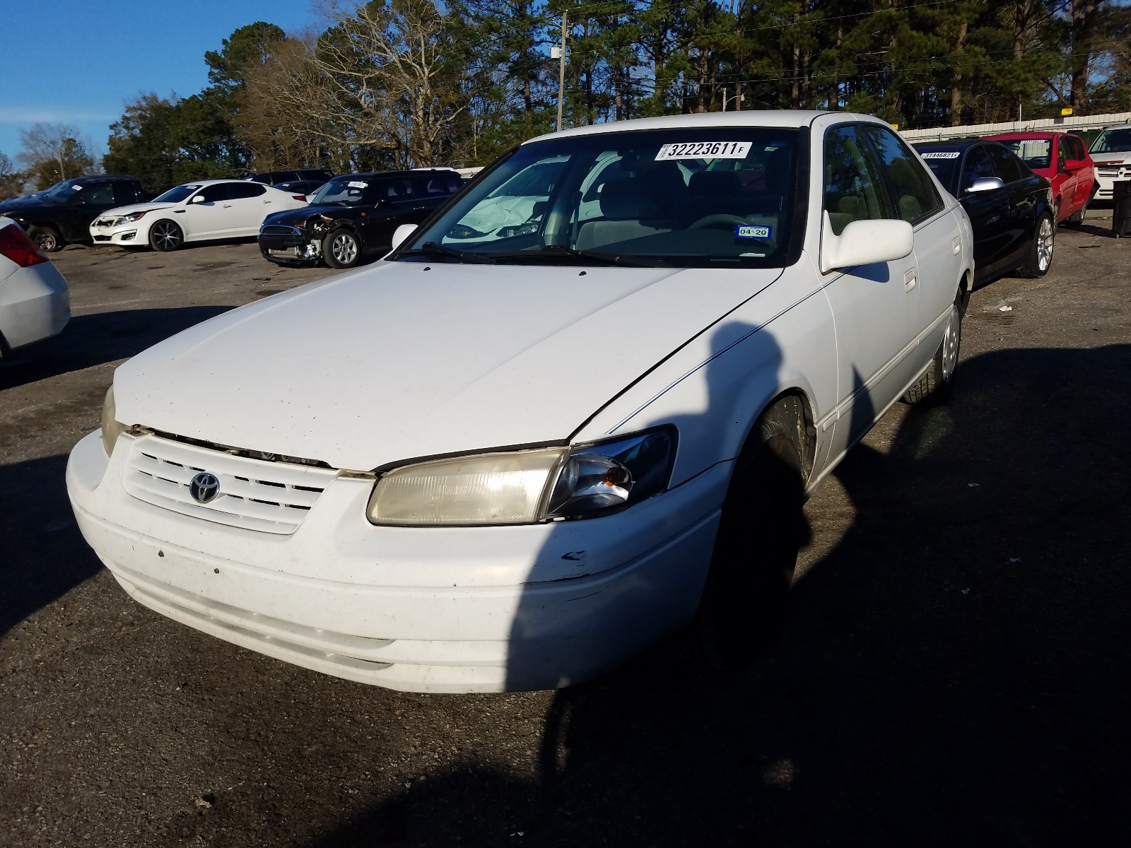 Photo 1 VIN: JT2BG22K3W0224671 - TOYOTA CAMRY CE 