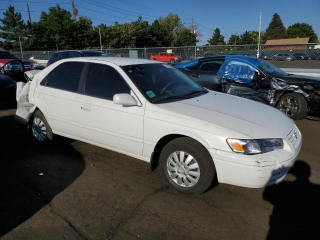 Photo 3 VIN: JT2BG22K4V0090896 - TOYOTA CAMRY LE 