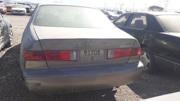 Photo 5 VIN: JT2BG22K4Y0407077 - TOYOTA CAMRY 