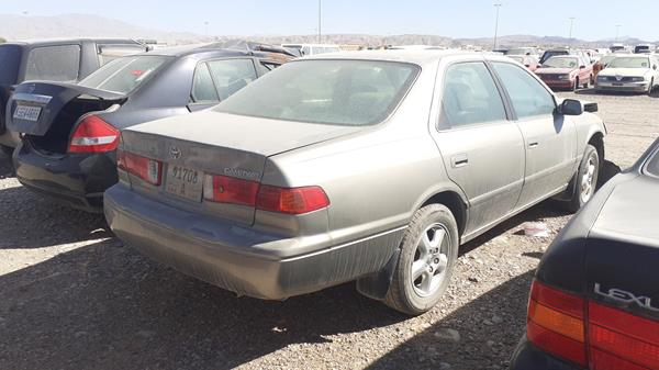 Photo 6 VIN: JT2BG22K4Y0407077 - TOYOTA CAMRY 