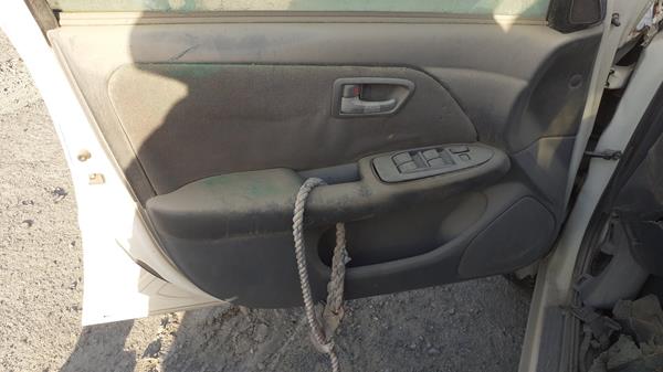 Photo 8 VIN: JT2BG22K510550755 - TOYOTA CAMRY 