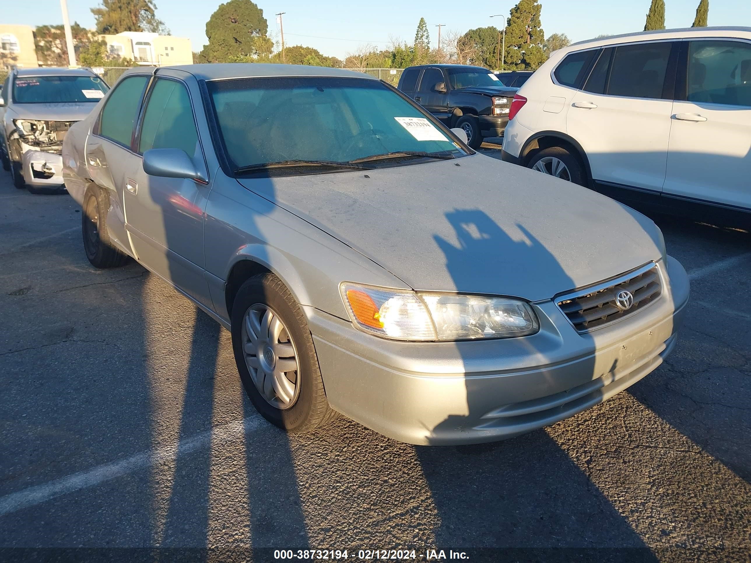 Photo 0 VIN: JT2BG22K510606726 - TOYOTA CAMRY 