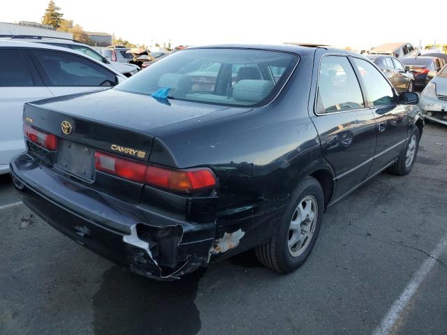 Photo 2 VIN: JT2BG22K5V0088624 - TOYOTA CAMRY 