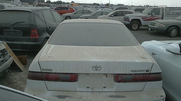 Photo 5 VIN: JT2BG22K5W0150508 - TOYOTA CAMRY 