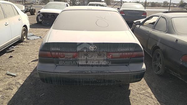 Photo 5 VIN: JT2BG22K5W0200128 - TOYOTA CAMRY 