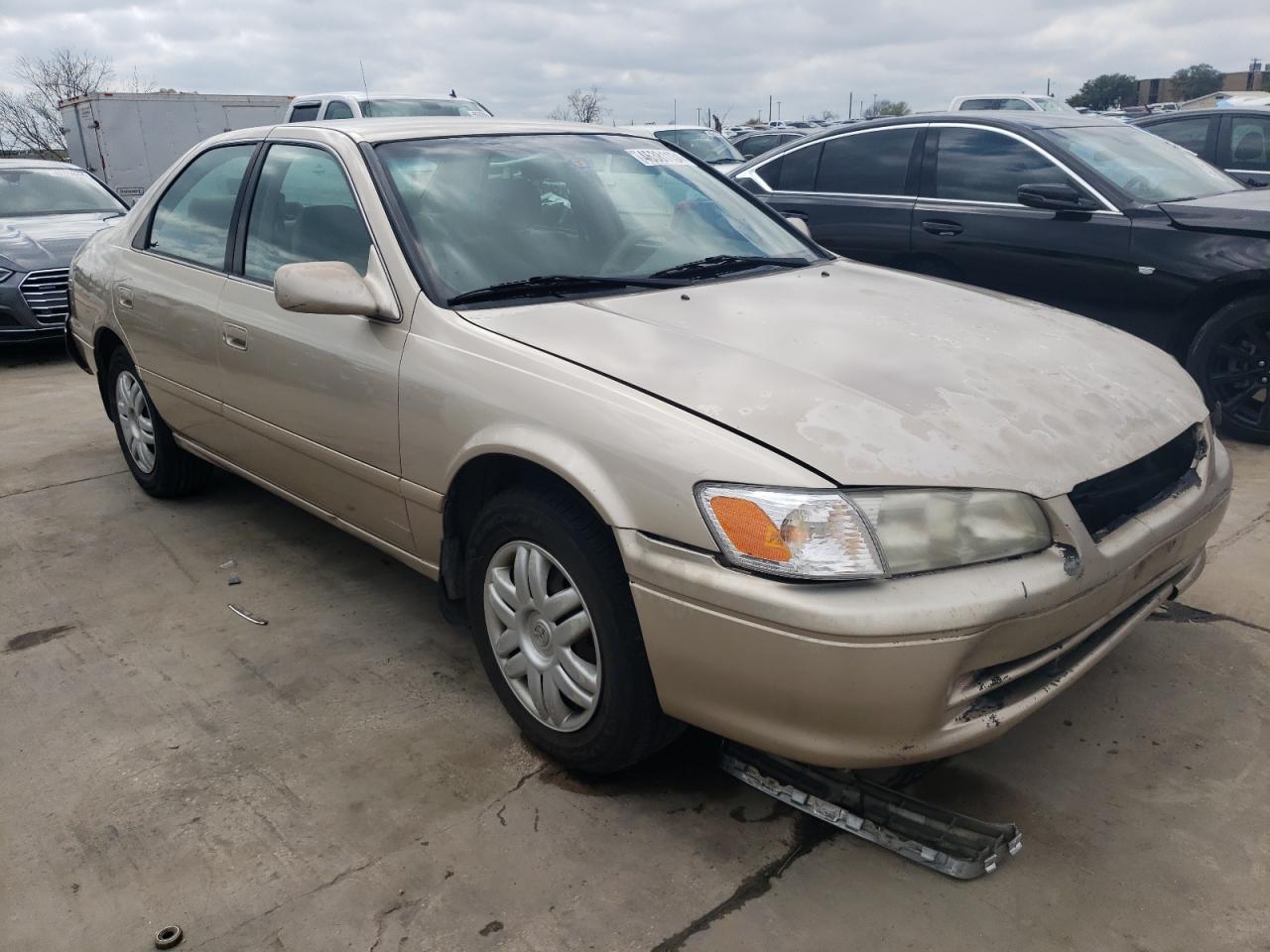 Photo 3 VIN: JT2BG22K5Y0400543 - TOYOTA CAMRY 