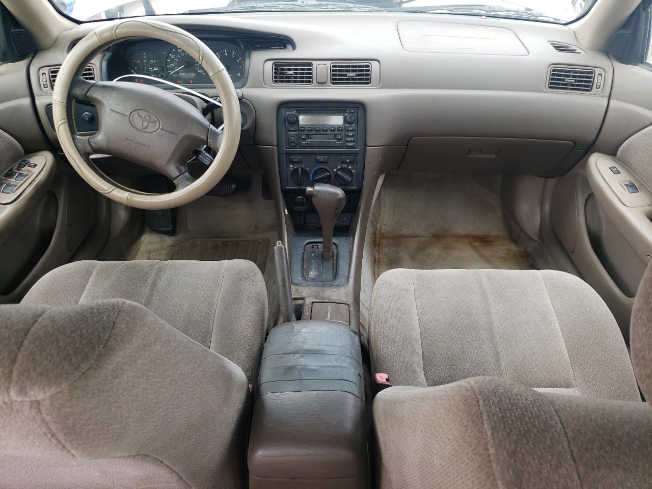 Photo 7 VIN: JT2BG22K5Y0400543 - TOYOTA CAMRY 