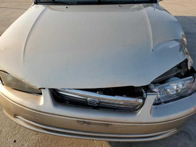 Photo 10 VIN: JT2BG22K5Y0506796 - TOYOTA CAMRY CE 