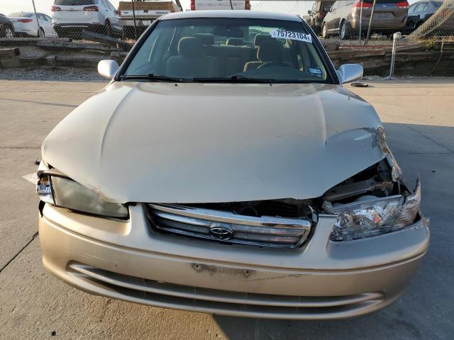 Photo 4 VIN: JT2BG22K5Y0506796 - TOYOTA CAMRY CE 