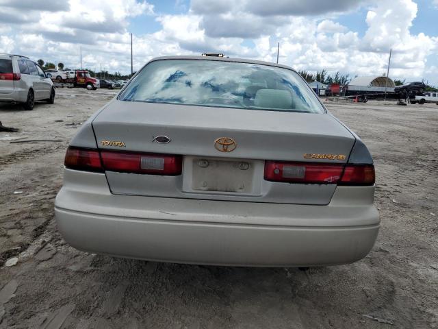 Photo 5 VIN: JT2BG22K6V0036970 - TOYOTA CAMRY 